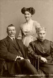 P2sepia2.jpg (26913 bytes)